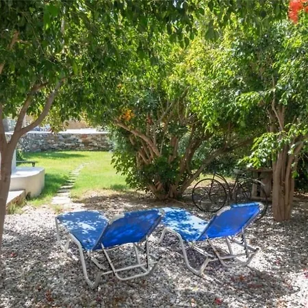 Villa Lovely 3-bedroom House In