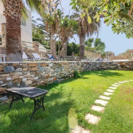 Lovely 3-bedroom House In Tinos